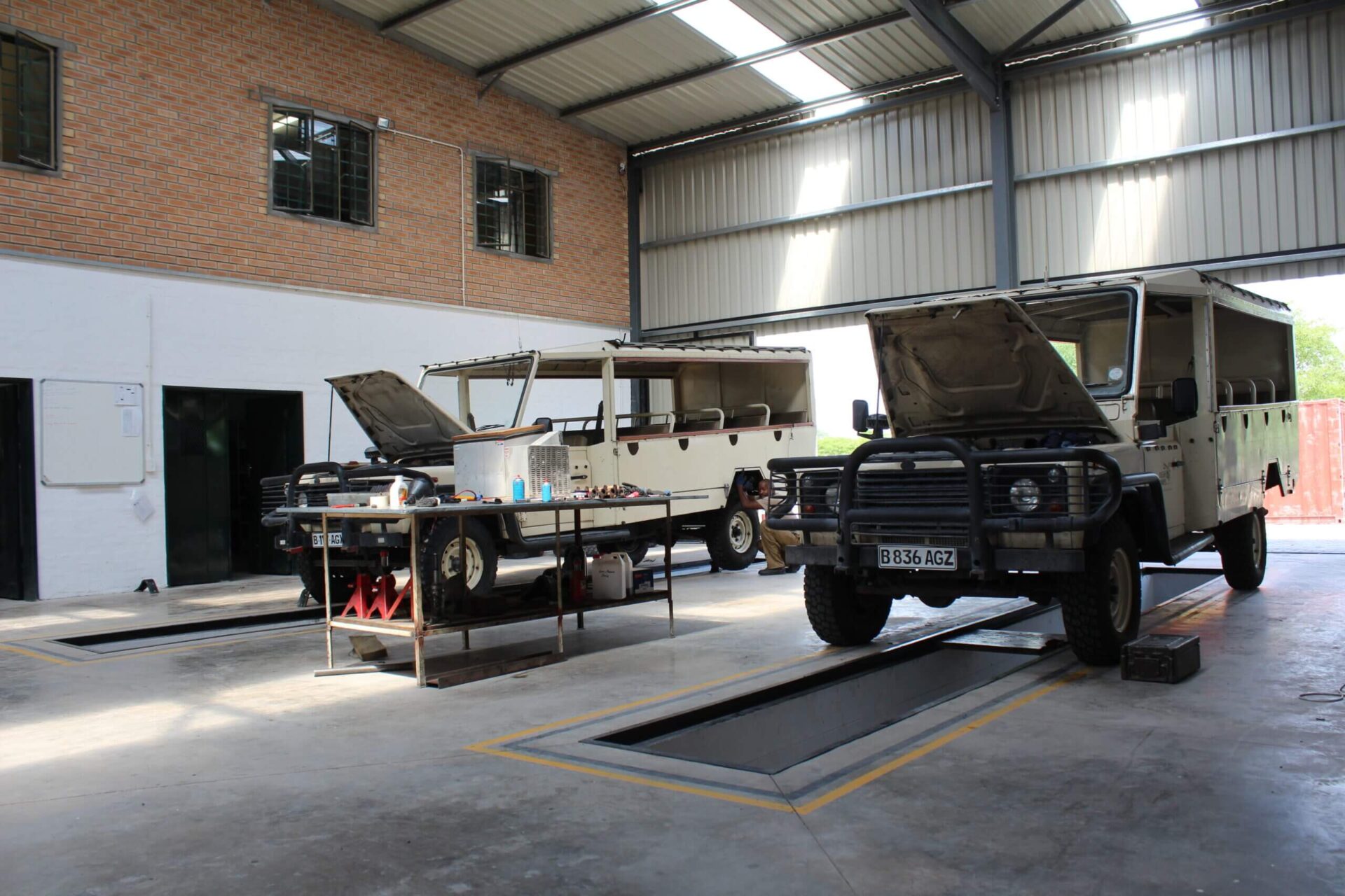 Vehicle garage