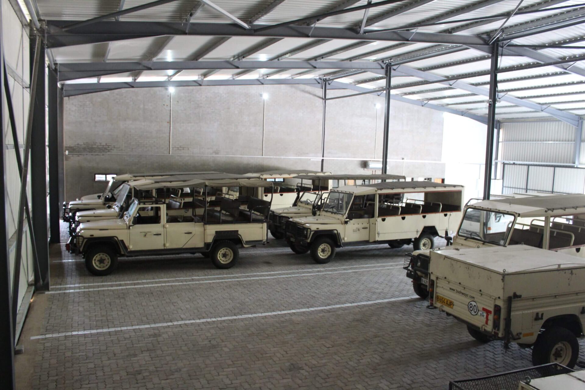 Vehicle garage